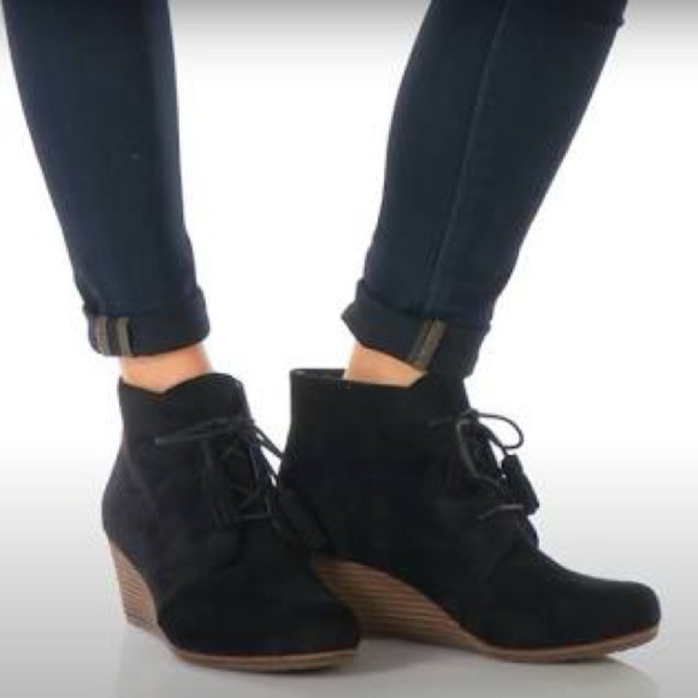 Dr. Scholl's Black Dynasty Wedge Lace Up Booties